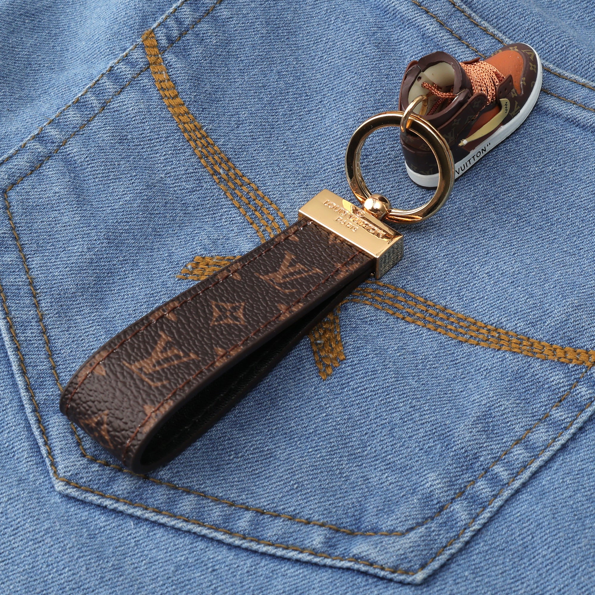 Heritage Sneaker Charm Loop Keychain