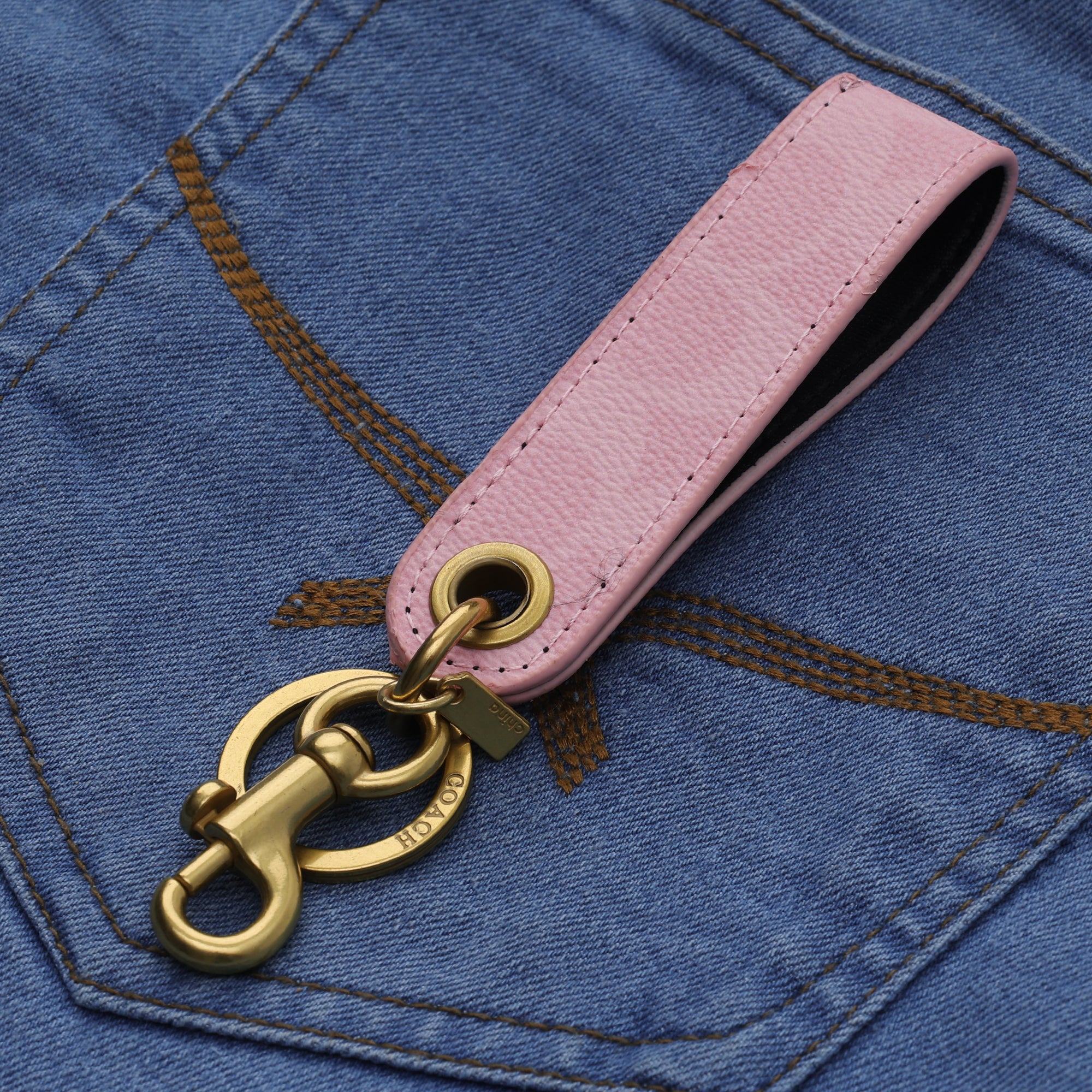 Blush Minimal Loop Keychain