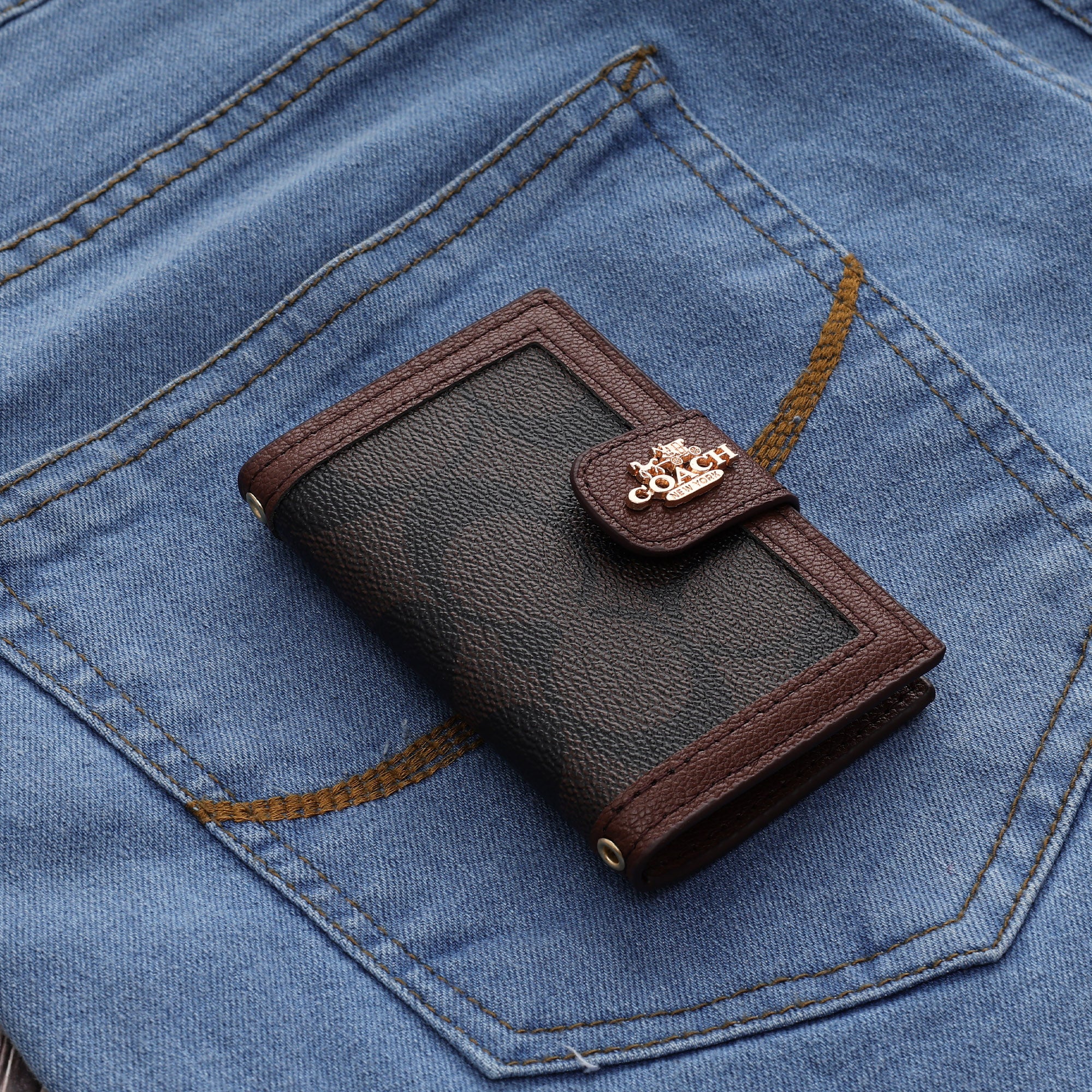 Espresso Shadow Vertical Wallet