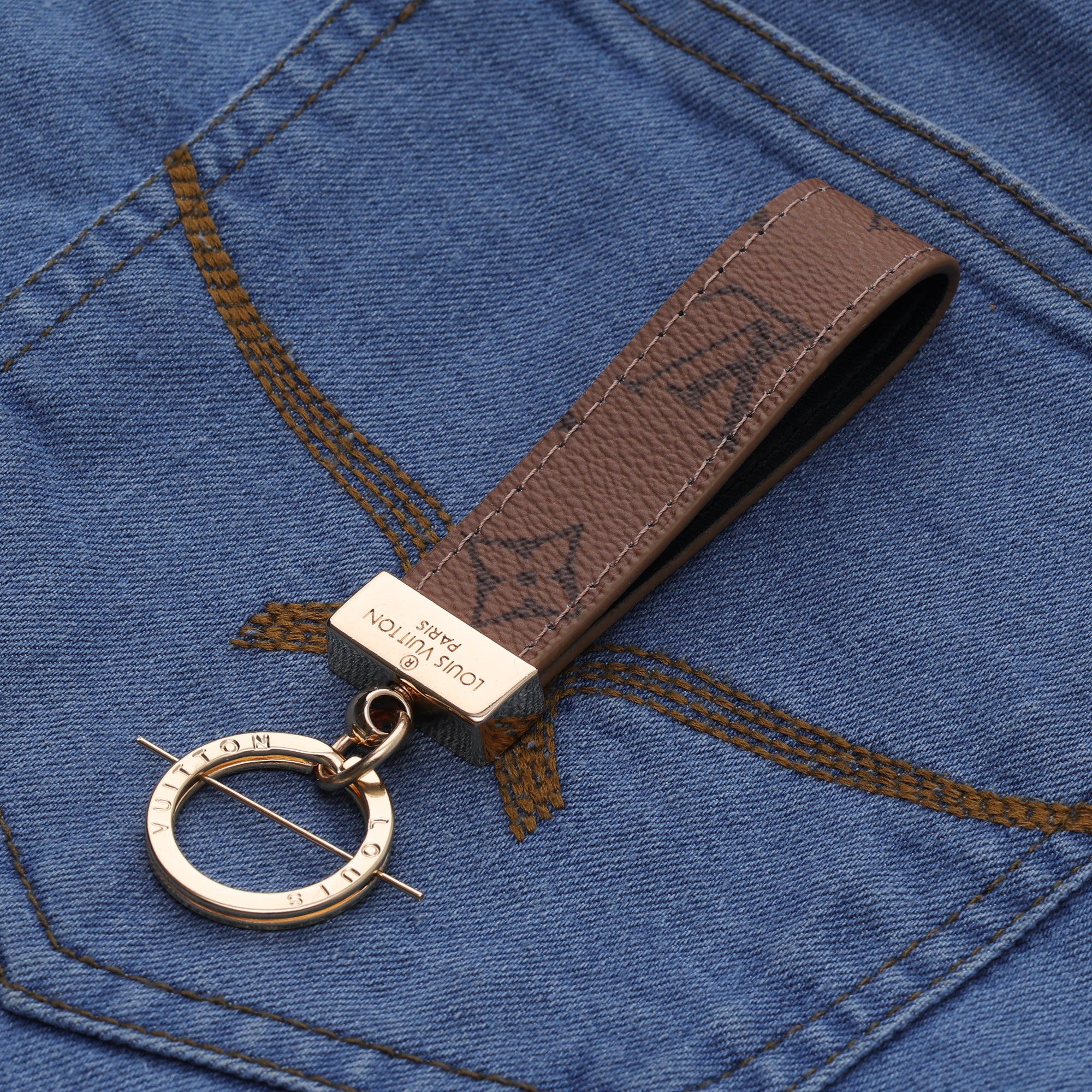 Cocoa Classic Loop Keychain